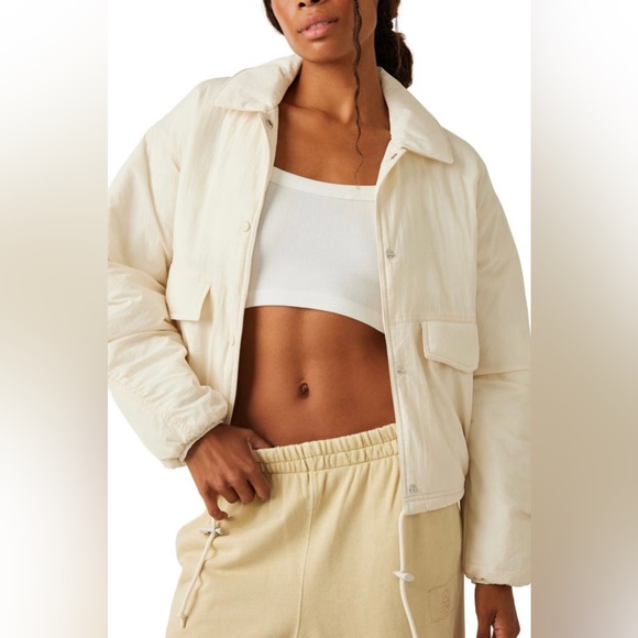 Free People Movement Off the Bleachers Coaches Jacket in Sea Salt Size Small NWT - Picture 4 of 12